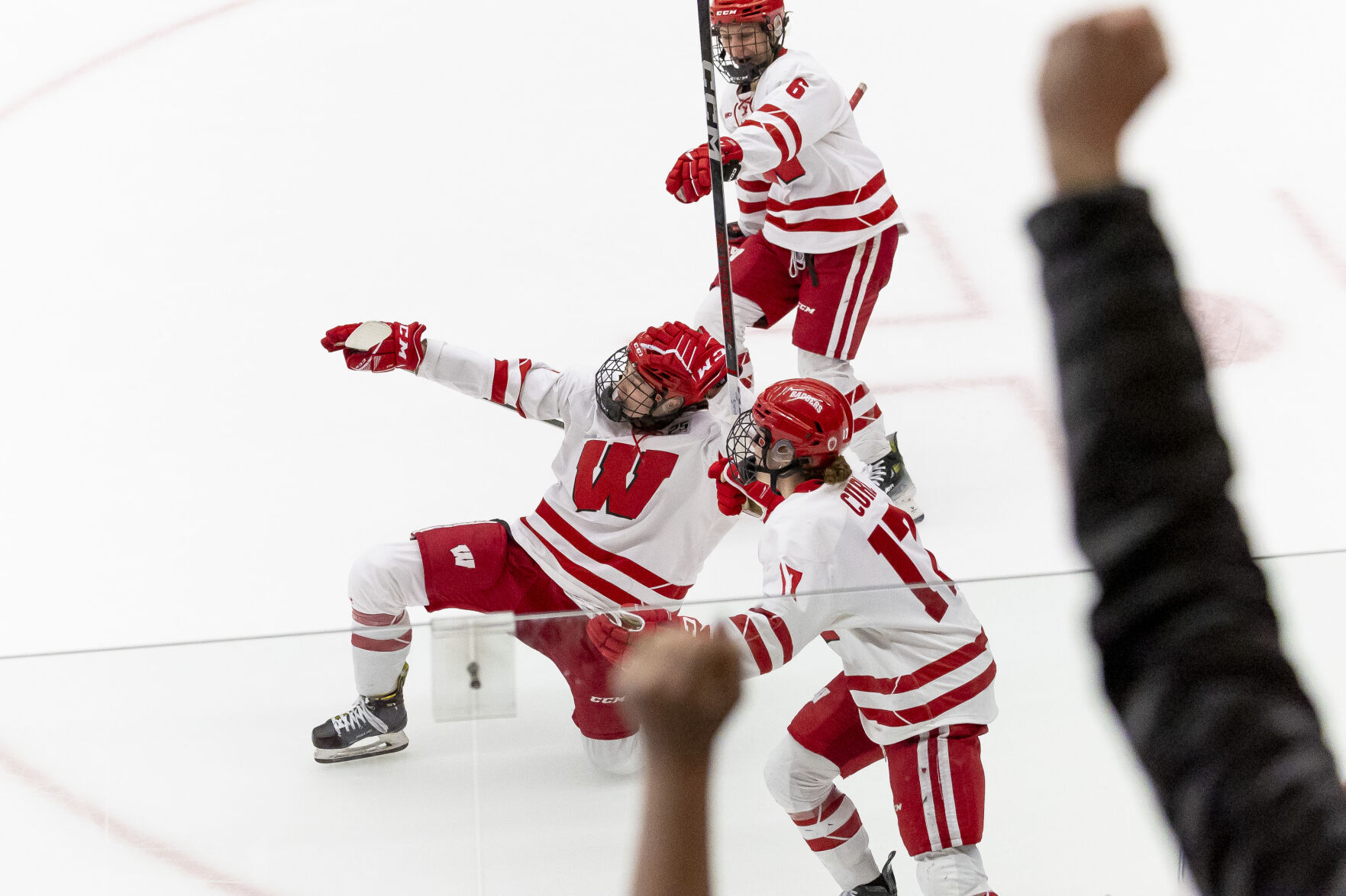 02272024 Madar top womens hockey SKM 10.JPG